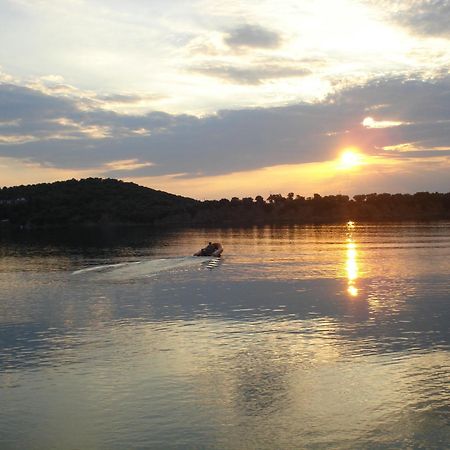 Guesthouse Machi Káto Gadzéa Kültér fotó
